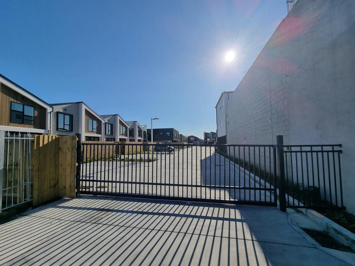 Villa Addington Townhouse With Carpark 8Mins Walk To Hagley Park South à Christchurch Extérieur photo